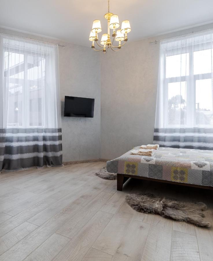 Golden Violin ! Apartments Lviv Exterior foto
